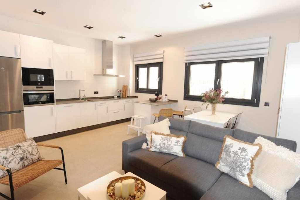 Estupendo Piso Nuevo En Playa Victoria Apartman Cádiz Kültér fotó