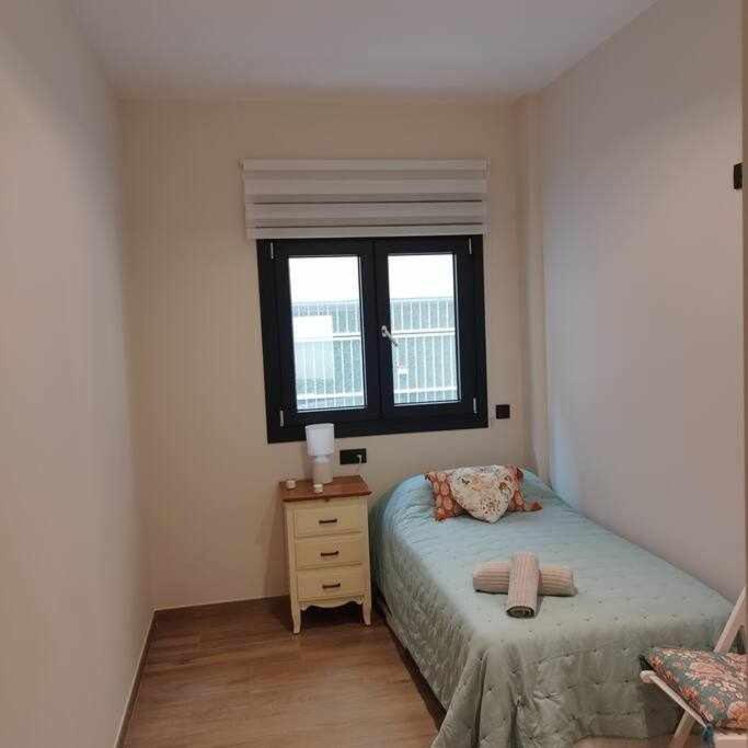 Estupendo Piso Nuevo En Playa Victoria Apartman Cádiz Kültér fotó