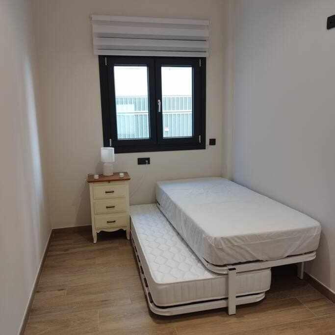 Estupendo Piso Nuevo En Playa Victoria Apartman Cádiz Kültér fotó